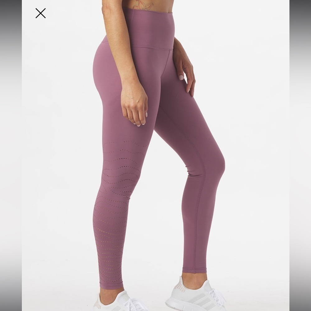 Glyder Purple Fierce Legging: Mauve - Picture 4 of 5